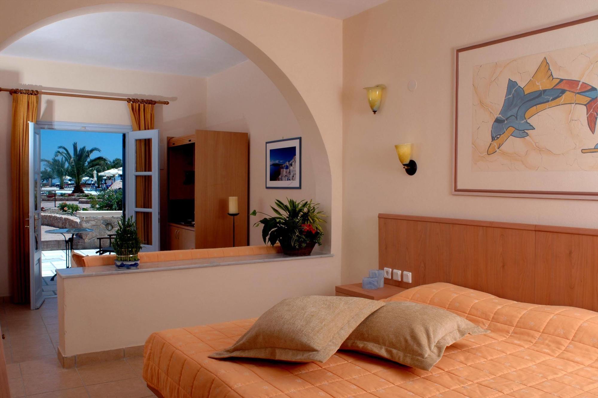 Santo Miramare Beach Resort Perissa  Phòng bức ảnh